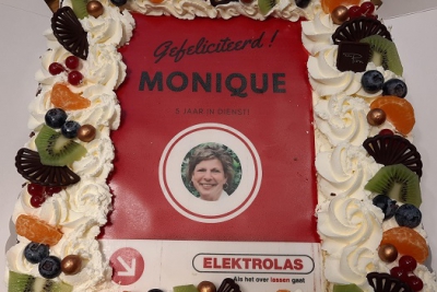Onze Monique vandaag vijf jaar bij Elektrolas!