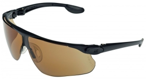 3M Veiligheidsbril Maxim Minimizer.  Dit unieke filter beschermt tegen verblindend UV- en IR licht en geeft een goed zicht (50%lichtdoorlaatbaarheid) met uitstekende kleurperceptie. Ideaal voor een las assistent en in een las omgeving.